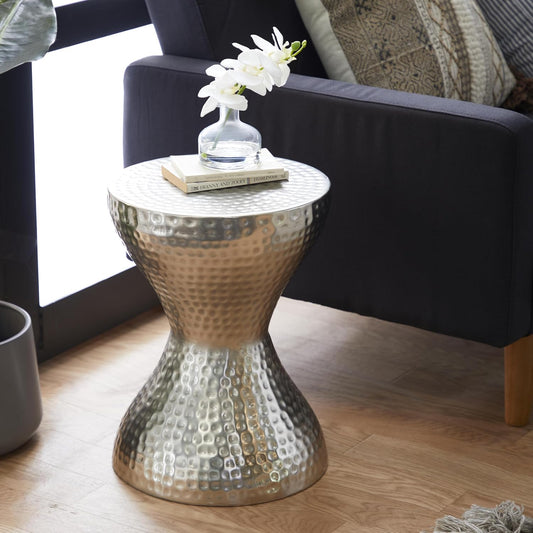 Deco 79 Metal Side End Accent Table Hammered End Table with Hourglass Shape, Side Table 14" x 14" x 18", Silver